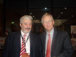Con Tom Peters, coautor del libro En busca de la excelencia
