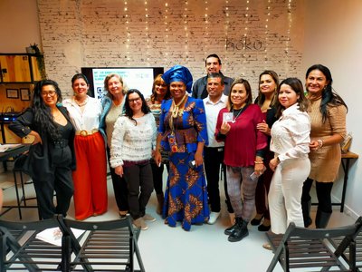 Adriana �lvarez: "Vives Emprende promueve el emprendimiento inclusivo como v�a para acceder al mercado laboral"