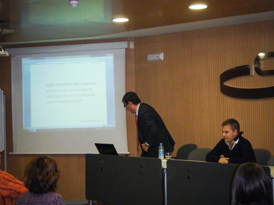 JAC111110-04