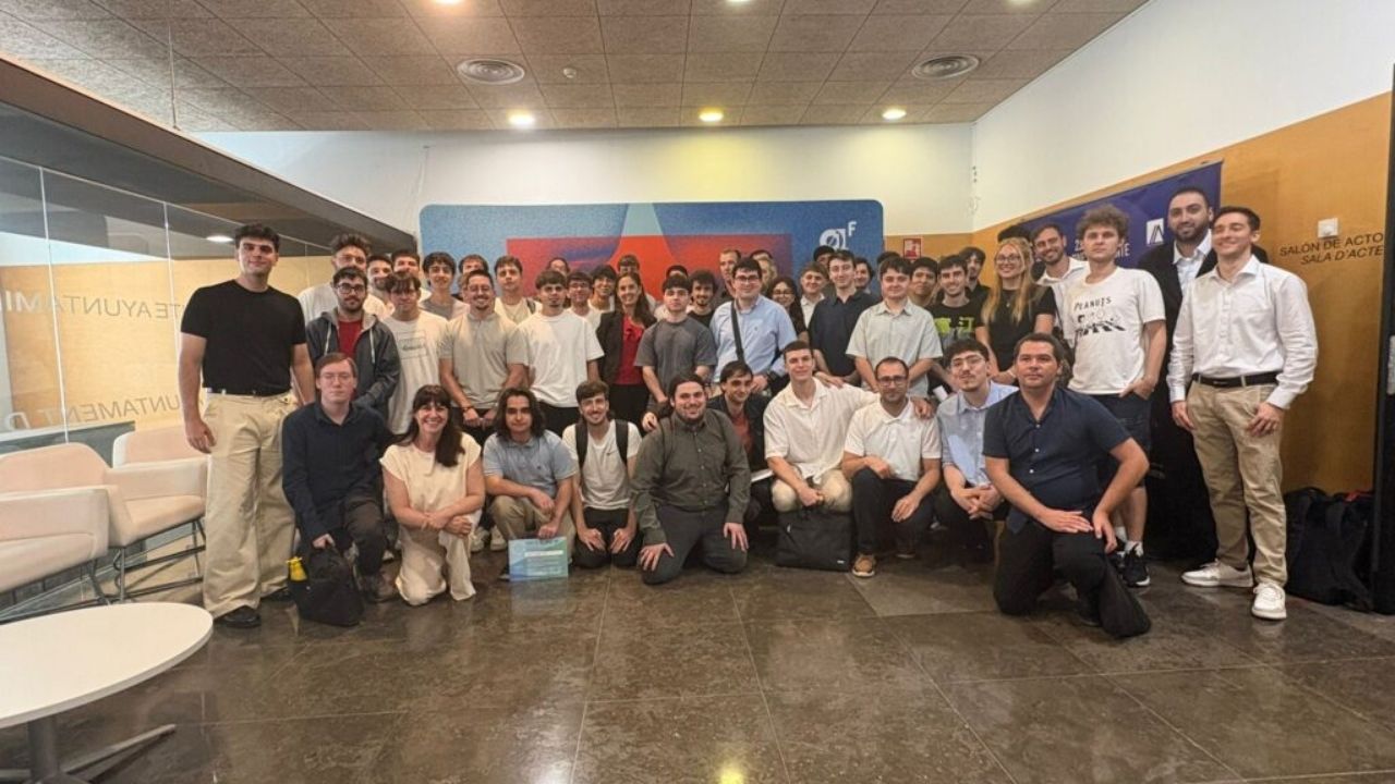 Alicante Futura Lab ha celebrado el Showcase Day 2026, presentaci�n de proyectos tecnol�gicos a partir de retos reales