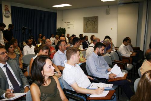 Asistentes al foro de financiaci�n a la innovaci�n durante la intervenci�n de IVACE