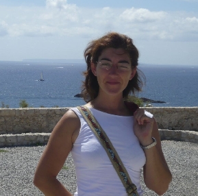 Isabel Elvira, El Caj�n Esc�nico