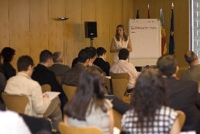 Alejandra Moya, Sales Partners Valencia 