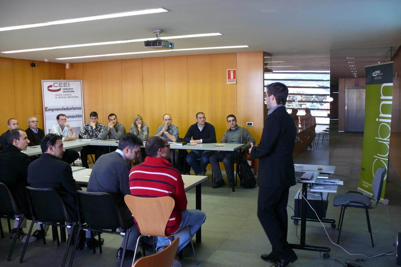 Desayuno de innovacin. Nuevas tendencias en materia de seguridad informtica, Angel Lpez.