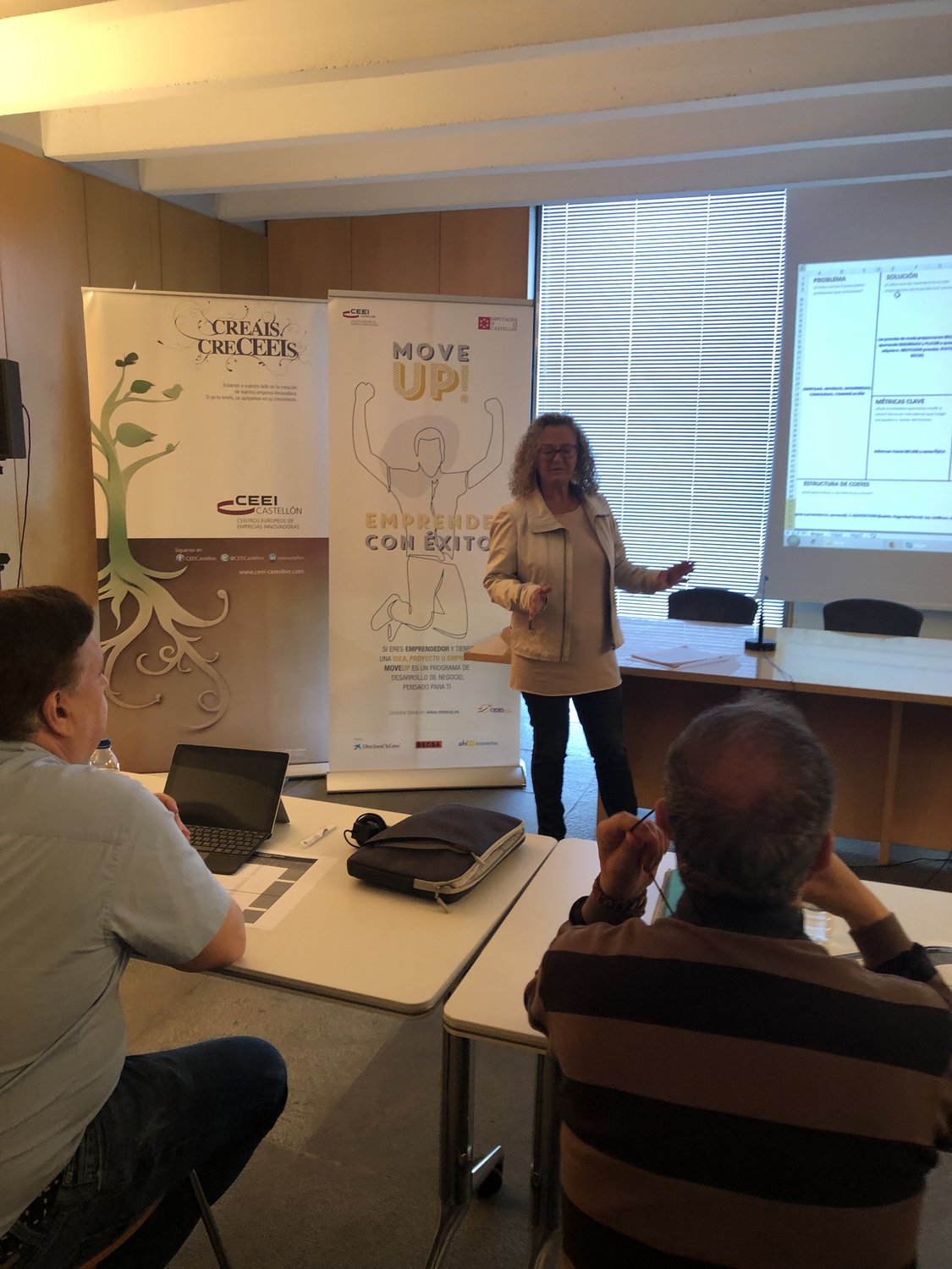 Presentaci�n y defensa en final primera fase (20)[;;;][;;;]